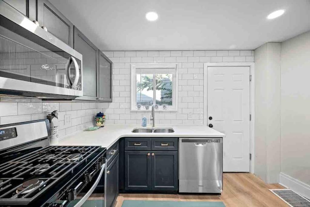 Hip And Bright Lawerenceville 2 Bed Easy Parking Pittsburgh Extérieur photo